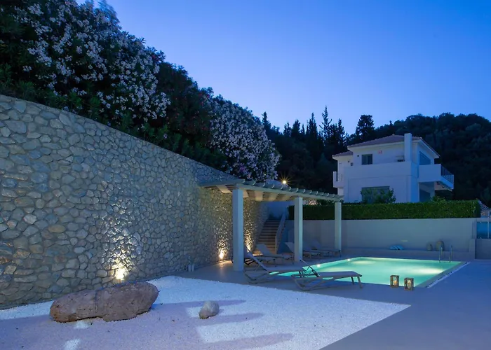 فيلة Kenza ليغيا